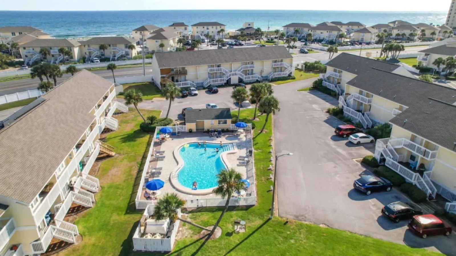Sandpiper Cove Unit 2150 Pet Friendly Private Beach Access Destin Holiday home